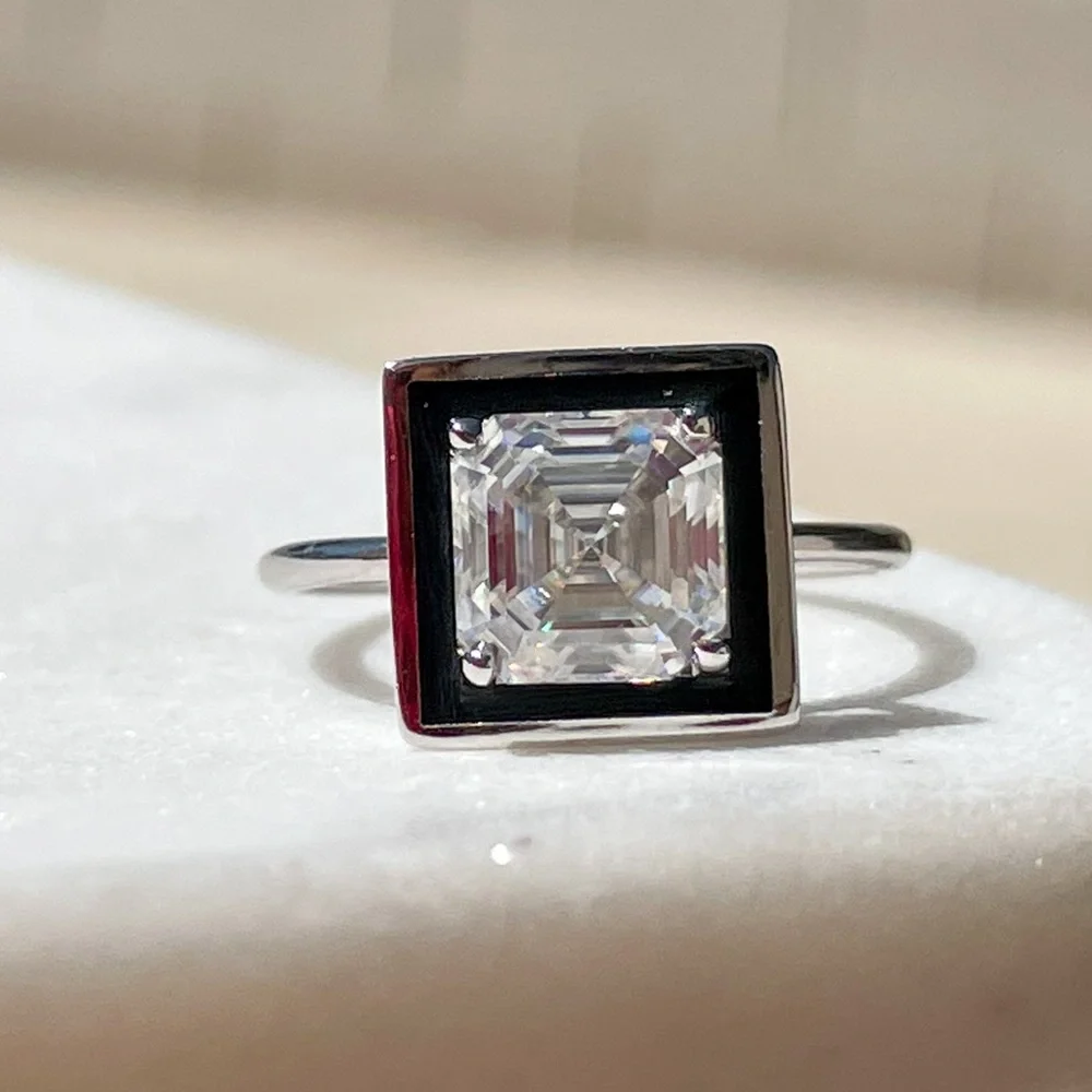 🦋My Fave🦋 2.5ct Asscher & Black Enamel Moissanite Ring - Picture 4 of 9